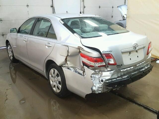 4T4BF3EK5BR179765 - 2011 TOYOTA CAMRY BASE SILVER photo 3