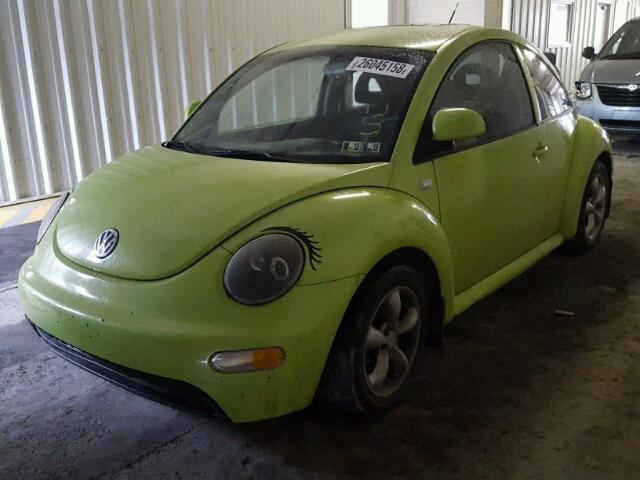 3VWCC21C8YM452115 - 2000 VOLKSWAGEN NEW BEETLE 绿色 照片 2