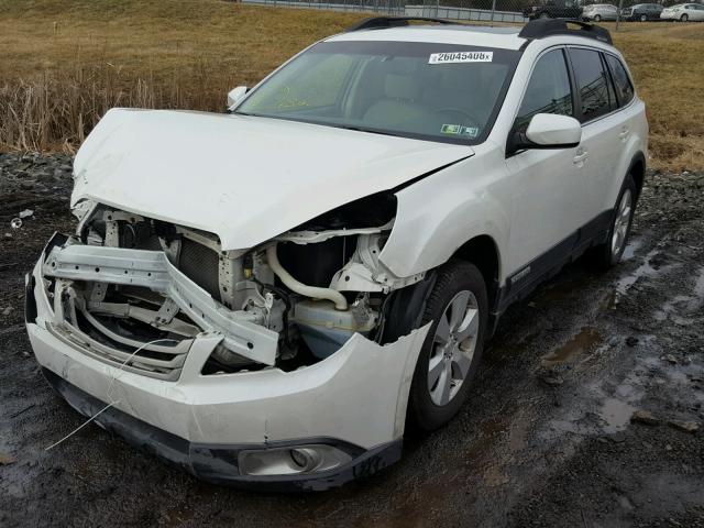 4S4BRBKC2B3415125 - 2011 SUBARU OUTBACK 2. WHITE photo 2