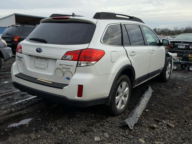 4S4BRBKC2B3415125 - 2011 SUBARU OUTBACK 2. WHITE photo 4