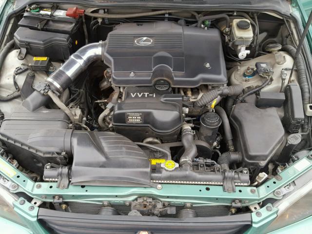 JTHBD192430069171 - 2003 LEXUS IS 300 GREEN photo 7