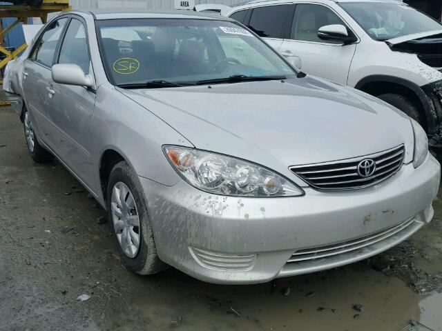 4T1BE32K85U408588 - 2005 TOYOTA CAMRY LE SILVER photo 1