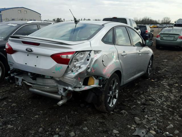 1FADP3F22DL155067 - 2013 FORD FOCUS SE SILVER photo 4