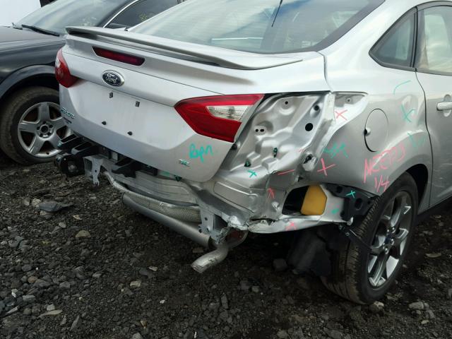 1FADP3F22DL155067 - 2013 FORD FOCUS SE SILVER photo 9