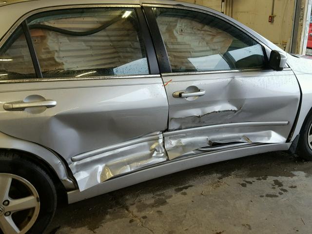 1HGCM56835A058876 - 2005 HONDA ACCORD EX SILVER photo 9