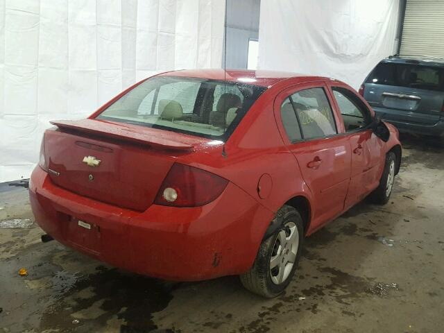 1G1AK52F457500036 - 2005 CHEVROLET COBALT RED photo 4