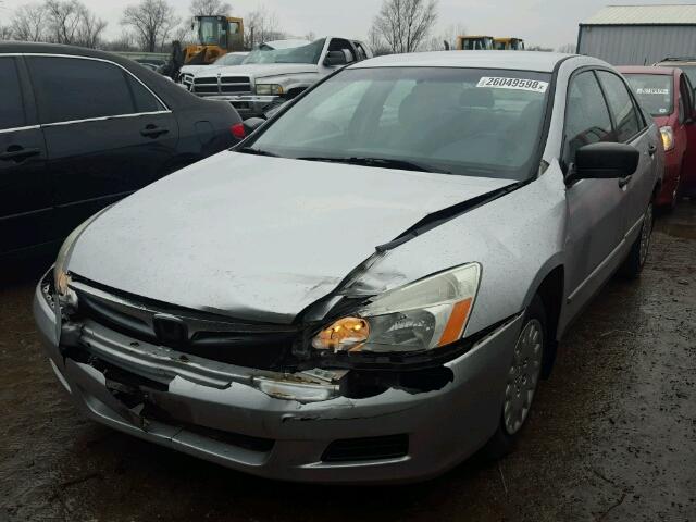 1HGCM56167A011640 - 2007 HONDA ACCORD VAL SILVER photo 2