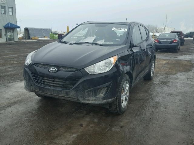 KM8JT3AC4BU247356 - 2011 HYUNDAI TUCSON GL BLACK photo 2