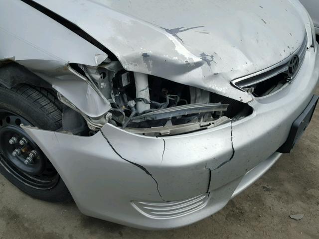 4T1BE32K45U425386 - 2005 TOYOTA CAMRY LE SILVER photo 9