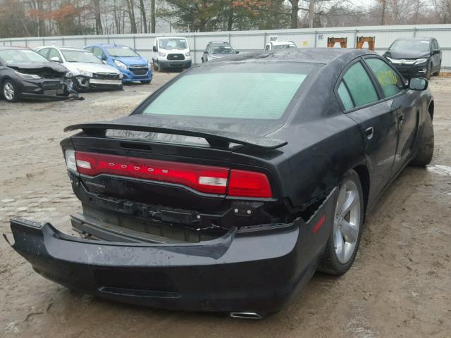 2B3CL3CG2BH521591 - 2011 DODGE CHARGER BLACK photo 4