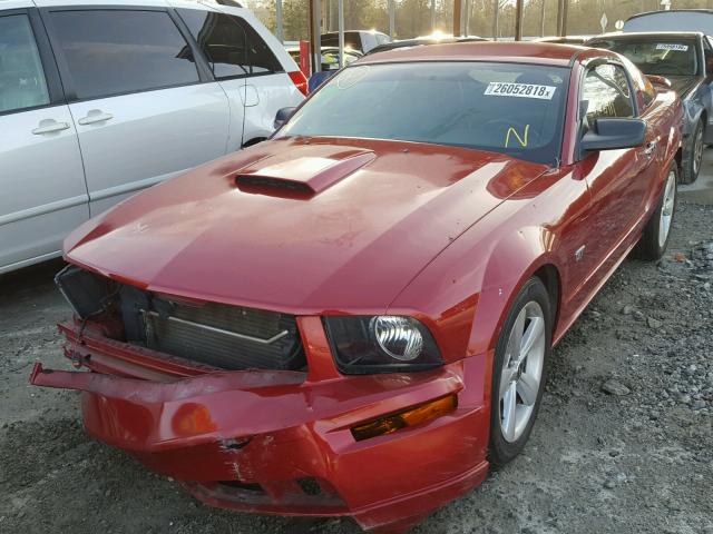 1ZVHT82H385124996 - 2008 FORD MUSTANG GT RED photo 2