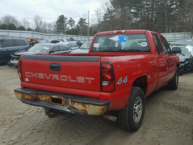 2GCEK19T651196329 - 2005 CHEVROLET SILVERADO RED photo 4