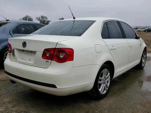 3VWEF71K17M197018 - 2007 VOLKSWAGEN JETTA WOLF WHITE photo 4