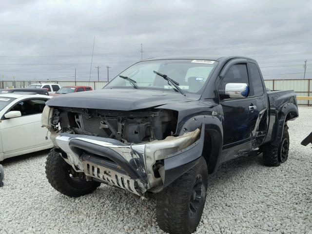 1N6AA06B24N559002 - 2004 NISSAN TITAN XE BLACK photo 2