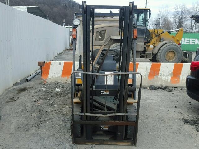 00000000A18N15295 - 2003 TCM FORKLIFT 黄色 照片 9