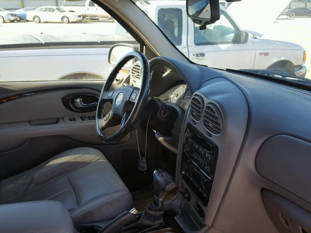 5GADT13S352103311 - 2005 BUICK RAINIER CX GRAY photo 9