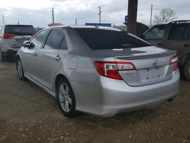 4T1BF1FK5CU093662 - 2012 TOYOTA CAMRY BASE SILVER photo 3