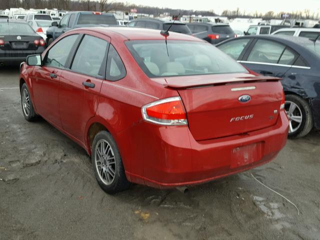 1FAHP3FN9BW182645 - 2011 FORD FOCUS SE RED photo 3