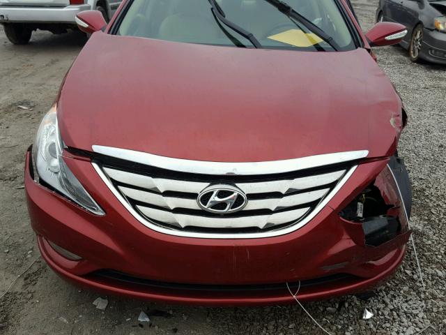 5NPEC4AC2DH611864 - 2013 HYUNDAI SONATA SE RED photo 7