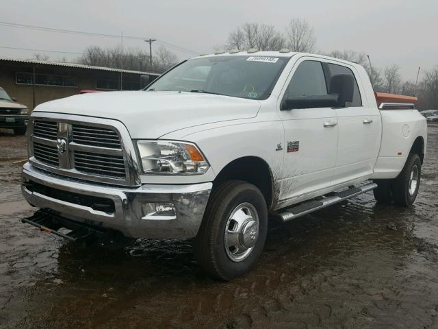 3D73Y4HL4BG515261 - 2011 DODGE RAM 3500 WHITE photo 2