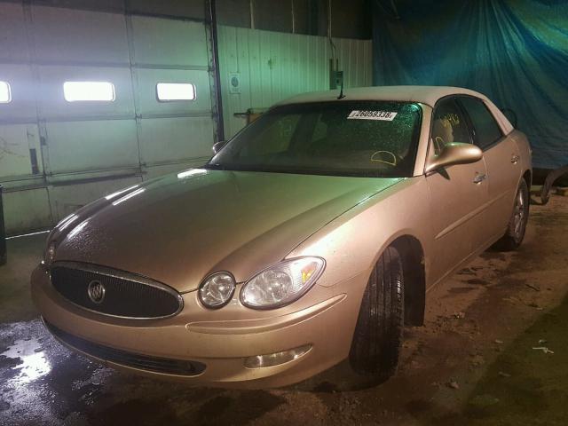 2G4WD532751249007 - 2005 BUICK LACROSSE C GOLD photo 2