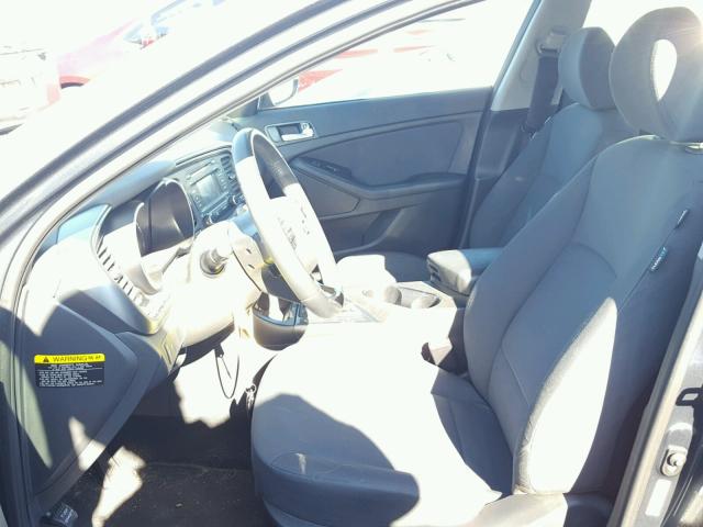 KNAGM4AD5E5071861 - 2014 KIA OPTIMA HYB GRAY photo 5