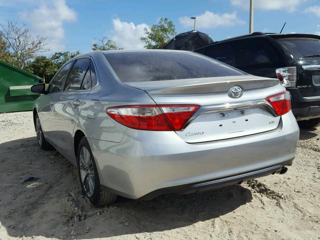 4T1BF1FK0FU040694 - 2015 TOYOTA CAMRY LE SILVER photo 3