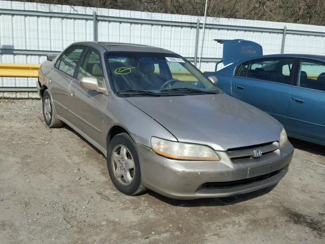 1HGCG1653XA027684 - 1999 HONDA ACCORD EX GOLD photo 1