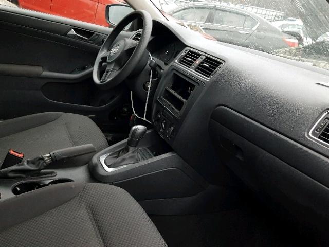 3VW2K7AJ8BM059586 - 2011 VOLKSWAGEN JETTA BASE BLACK photo 5