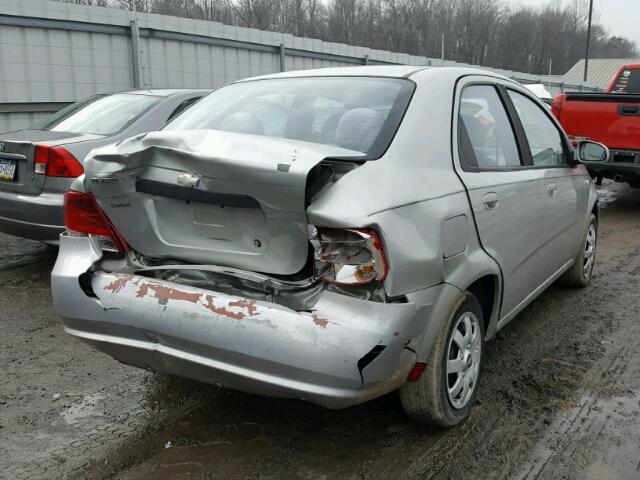 KL1TD52685B308441 - 2005 CHEVROLET AVEO BASE SILVER photo 4