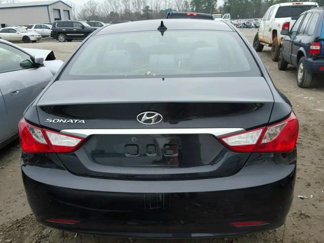 5NPEB4AC3DH563570 - 2013 HYUNDAI SONATA GLS BLACK photo 9