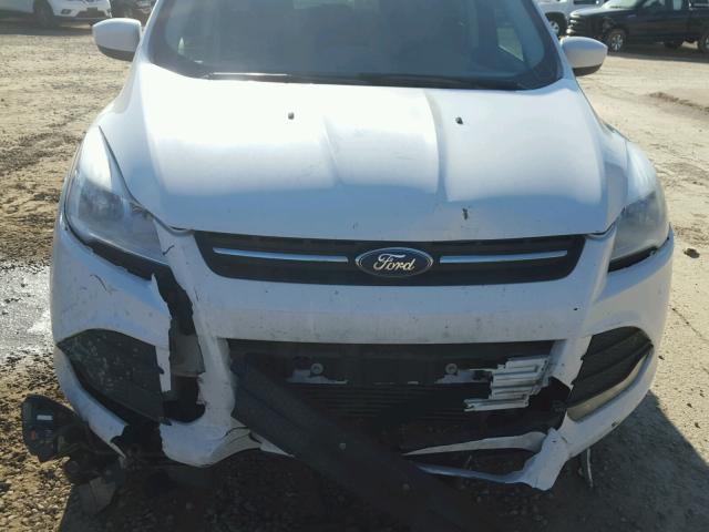 1FMCU0G94DUB16365 - 2013 FORD ESCAPE SE WHITE photo 9