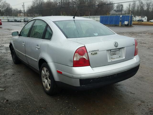 WVWRH63B83P244684 - 2003 VOLKSWAGEN PASSAT GLX SILVER photo 3