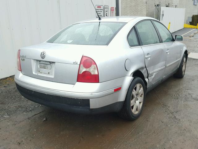 WVWRH63B83P244684 - 2003 VOLKSWAGEN PASSAT GLX SILVER photo 4