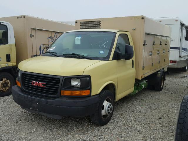 1GD9G5BG4A1121129 - 2010 GMC SAVANA CUT YELLOW photo 2