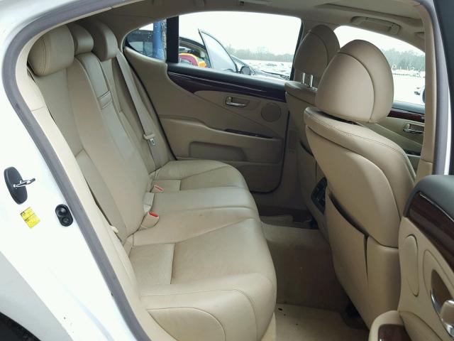 JTHBL46F685068108 - 2008 LEXUS LS 460 WHITE photo 6