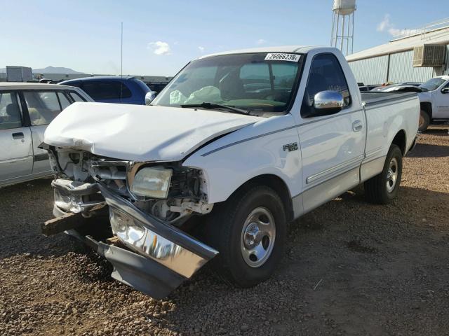 1FTEF17L8VKD10922 - 1997 FORD F150 WHITE photo 2