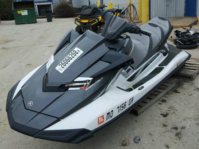 YAMA1494C515 - 2015 YAMAHA JET SKI WHITE photo 2