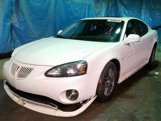2G2WP552771226813 - 2007 PONTIAC GRAND PRIX WHITE photo 2
