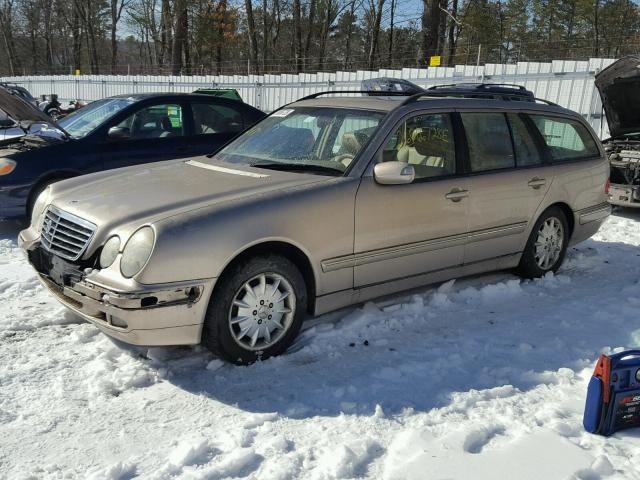 WDBJH82J51X049610 - 2001 MERCEDES-BENZ E 320 4MAT TAN photo 2