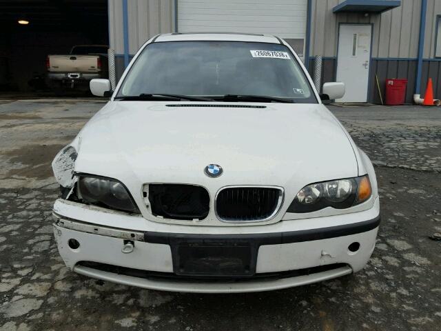 WBAEU334X2PF64386 - 2002 BMW 325 XI WHITE photo 9