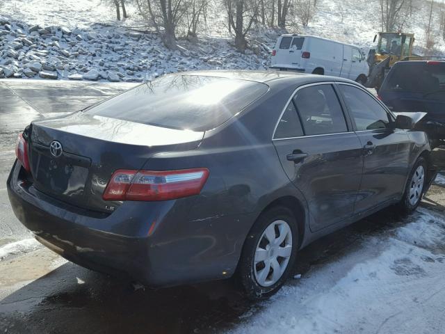 4T4BE46K98R042571 - 2008 TOYOTA CAMRY CE GRAY photo 4