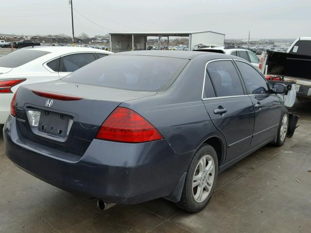 1HGCM56316A023503 - 2006 HONDA ACCORD SE BLUE photo 4