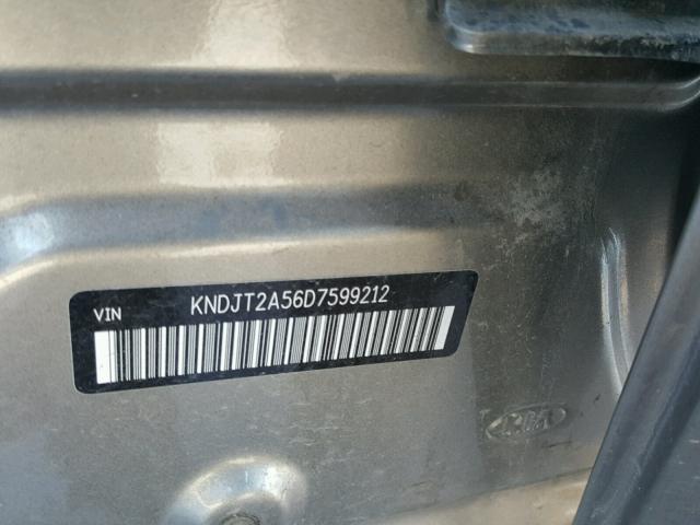 KNDJT2A56D7599212 - 2013 KIA SOUL GRAY photo 10