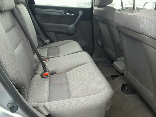 JHLRE38348C004235 - 2008 HONDA CR-V LX SILVER photo 6