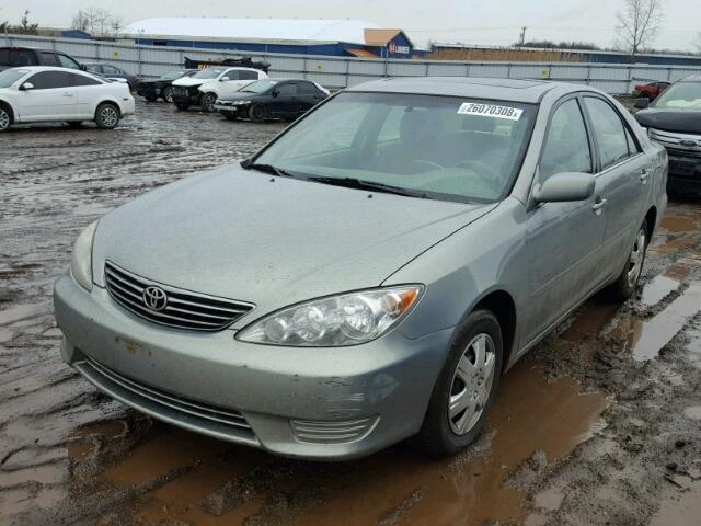 4T1BE32K16U649152 - 2006 TOYOTA CAMRY LE GRAY photo 2