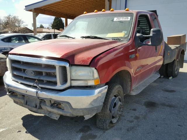 1FDWX37FX2EA44400 - 2002 FORD F350 SUPER RED photo 2