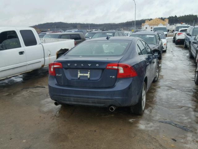 YV1612FSXD2202974 - 2013 VOLVO S60 T5 BLUE photo 4