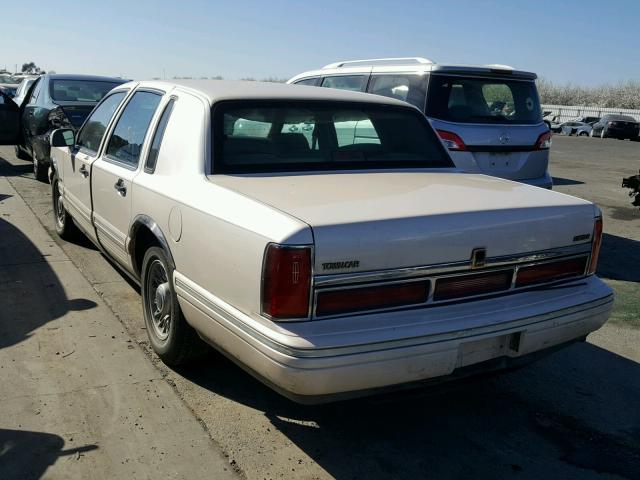 1LNLM81W9VY685686 - 1997 LINCOLN TOWN CAR E CREAM photo 3