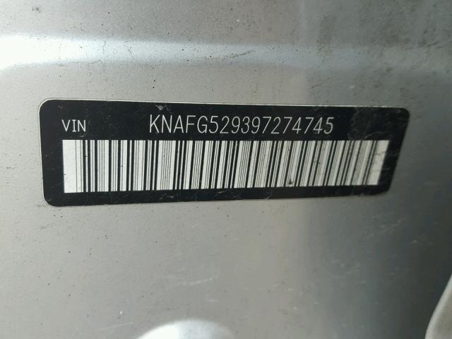 KNAFG529397274745 - 2009 KIA RONDO BASE GRAY photo 10